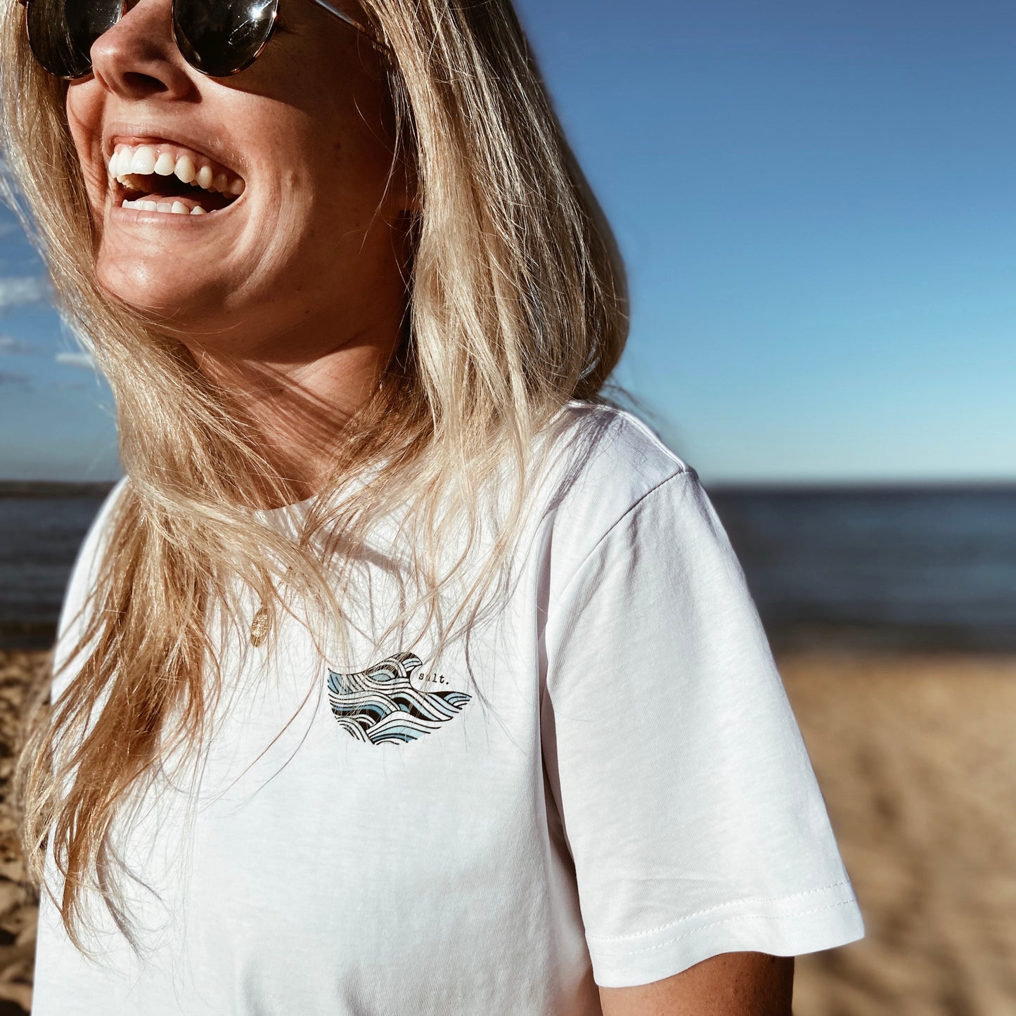 sun stand still - girls tee